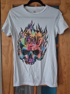 Vintage Offspring White Short-Sleeve Tee with Rainbow Skull Graphic
